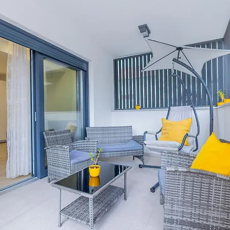 Mia Apartamento Murter